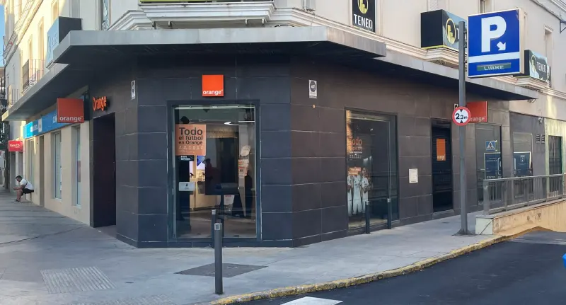 tienda Orange Dos Hermanas Centro