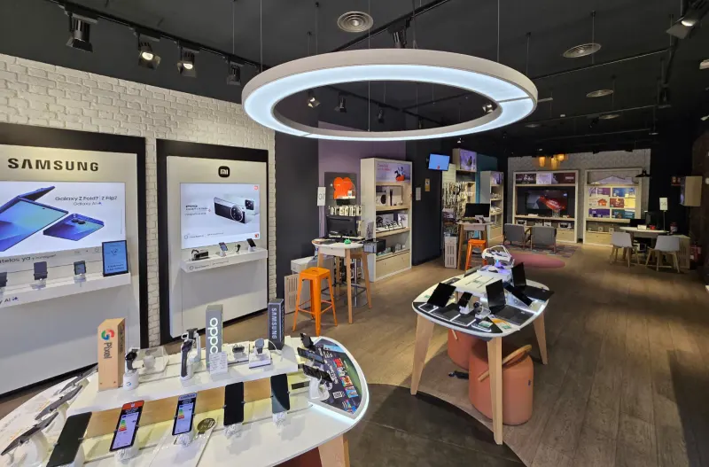 tienda Orange Torre Sevilla