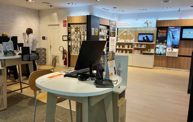 Tienda Orange CC Zoco (Córdoba)