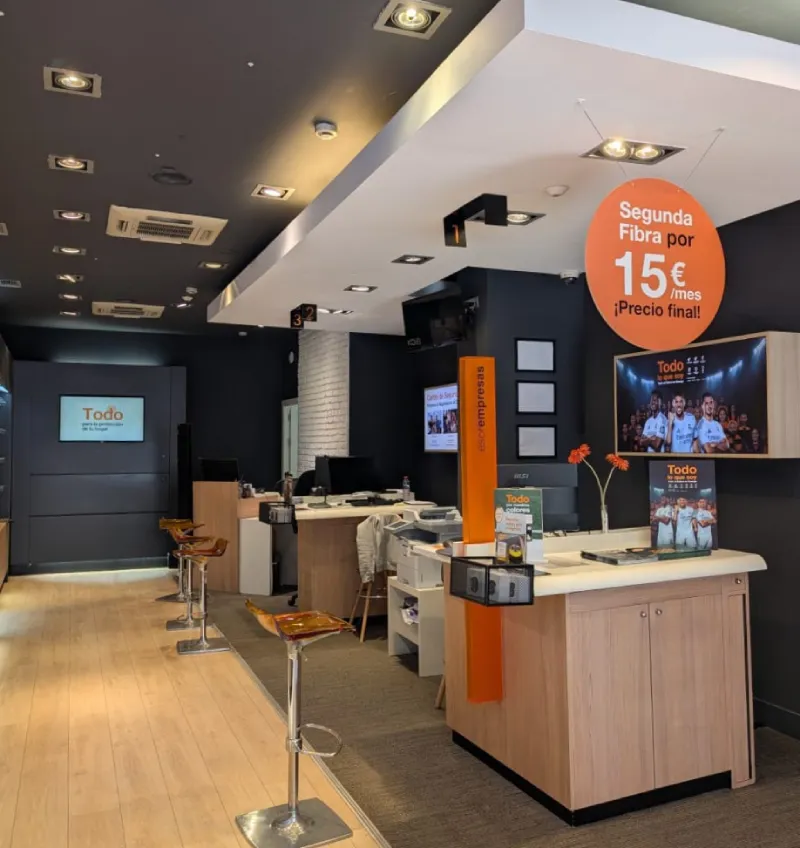 Tienda Orange Calle Asunción